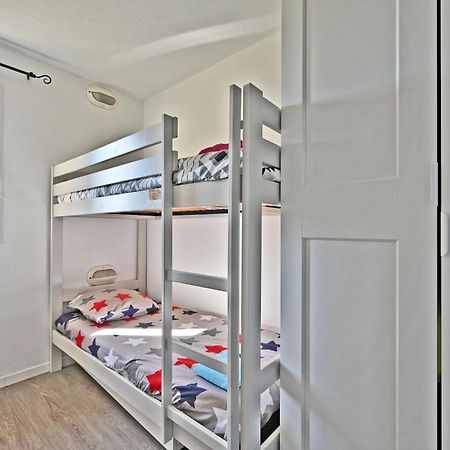 Le Petit Bonheur - Place Parking Privee - Clim - Terrasse - Piscine Partagee - Proche Parc Spirou Saint-Saturnin-lès-Avignon Εξωτερικό φωτογραφία